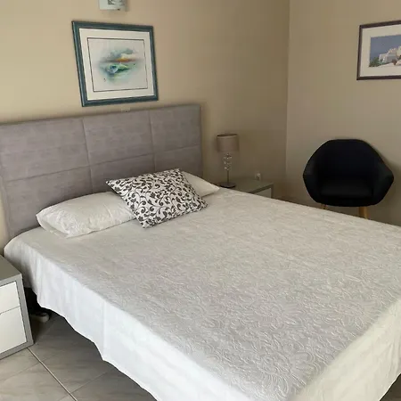 Fuer 4 Personen By Interhome Lagos